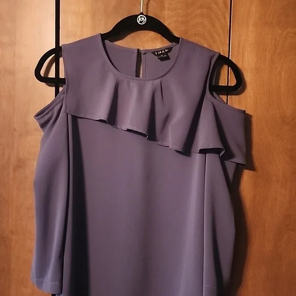 Open shoulder 3/4 sleeve blouse - Picture 3 of 3